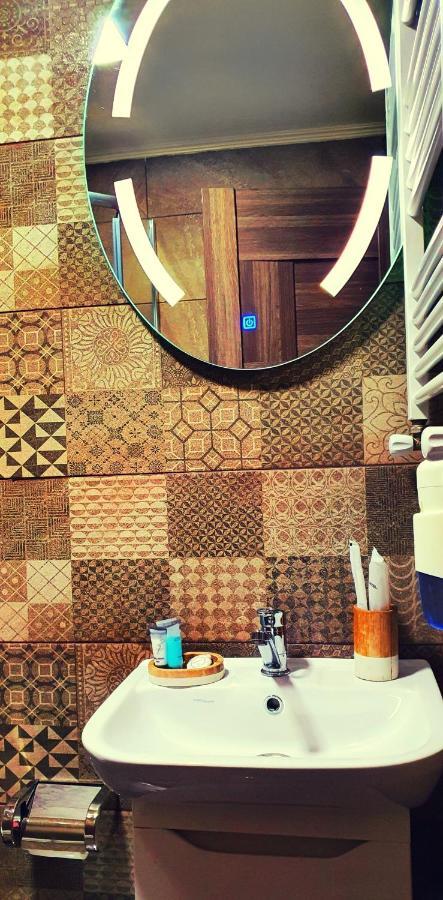 Epic Meidan Hotel Tbilisi Luaran gambar