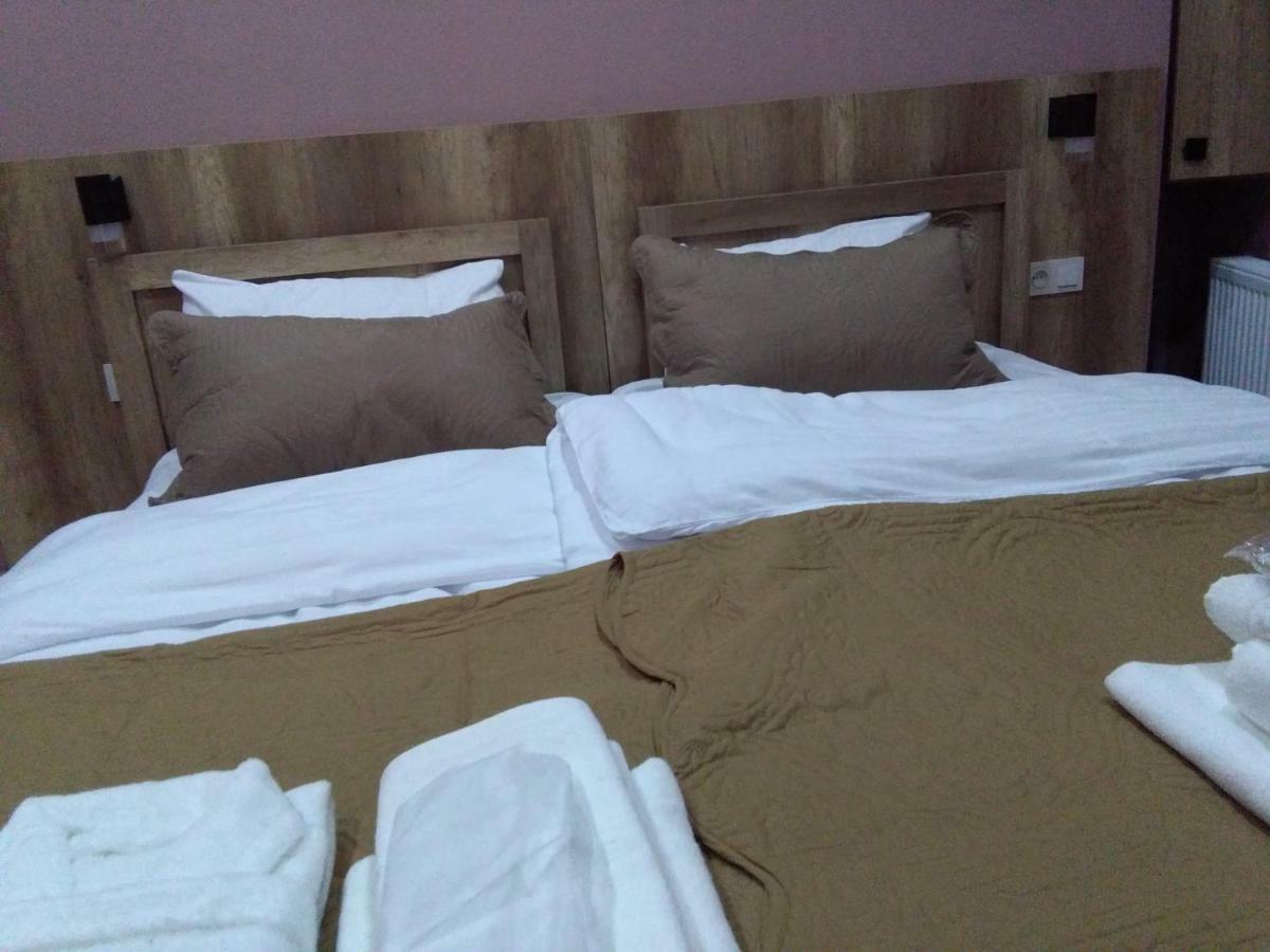 Epic Meidan Hotel Tbilisi Luaran gambar